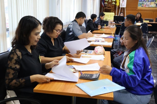 ภาพบรรยากาศ วันที่สองของการรับสมัครเลือกตั้ง ส.อบต.นาขา