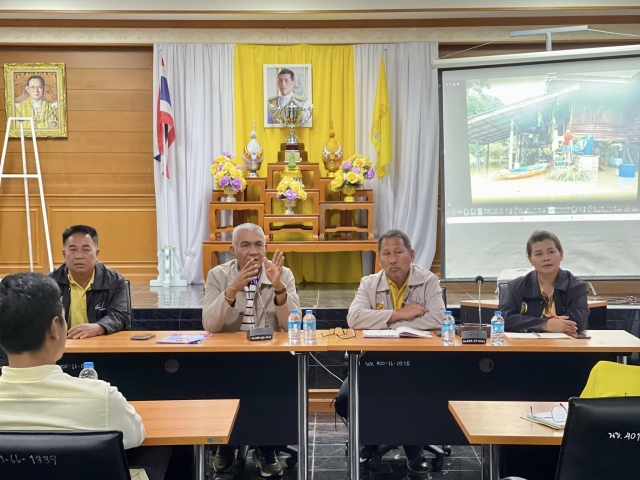 อบต.นาขา ประชุมพนักงานประจำเดือนธันวาคม 2567 และประชุมหารือเพื่อสรุปสถานการณ์น้ำท่วม