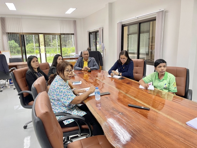อบต.นาขา เข้าร่วมประชุมเปิดตรวจสอบรายงานการเงิน งวดปีบัญชี 2568 ผ่านระบบโปรแกรม Zoom Meeting